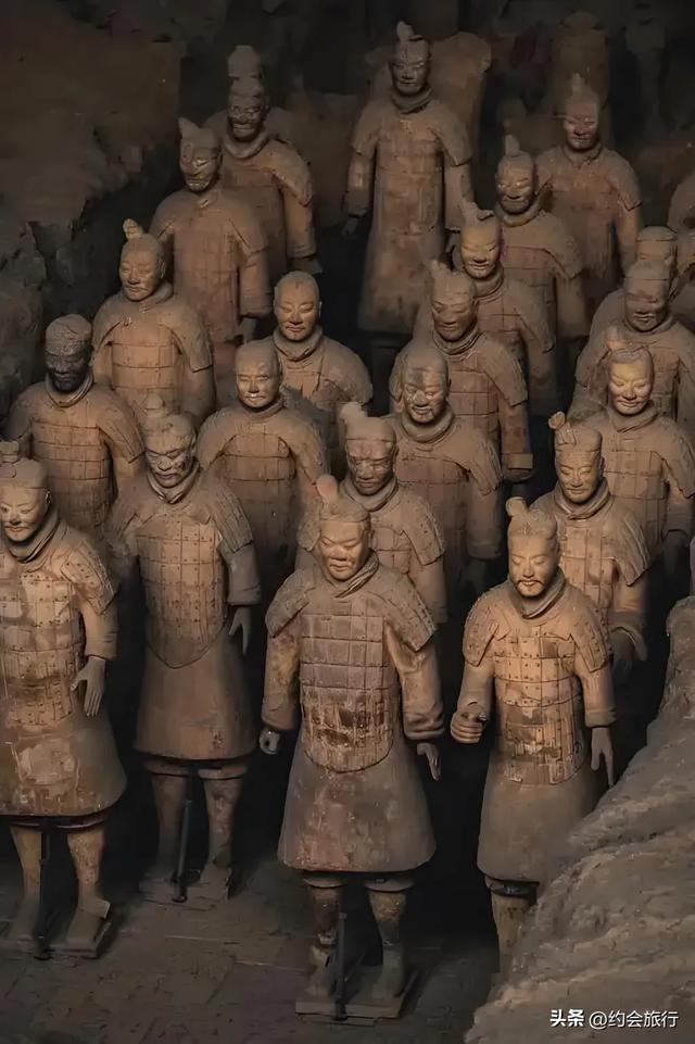 西安旅游真实体验:从被坑到真香,这届游客的反套路指南太野了