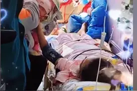泪崩！26岁女子急性胰腺炎，老公却放弃治疗，回家看孩子最后一眼图片