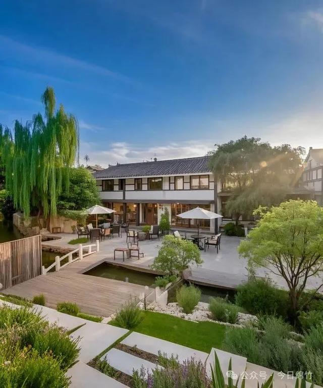 超凉快！走！住小院枕山风，做绵竹“山系青年”……