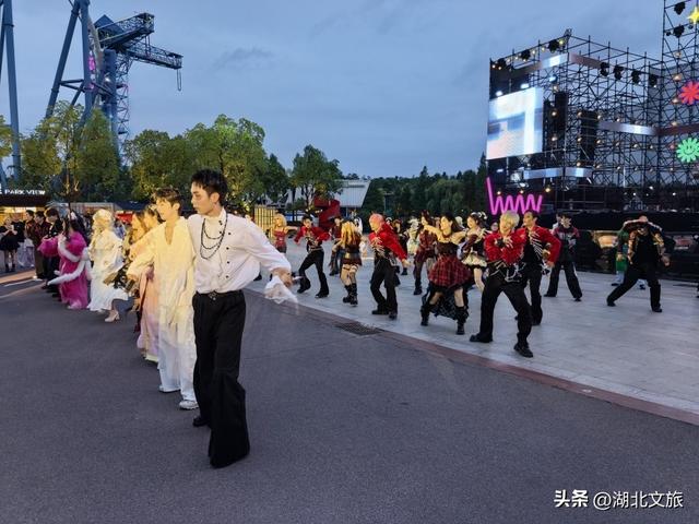 武汉欢乐谷惊奇潮玩节9月19日开启 持续59天狂欢