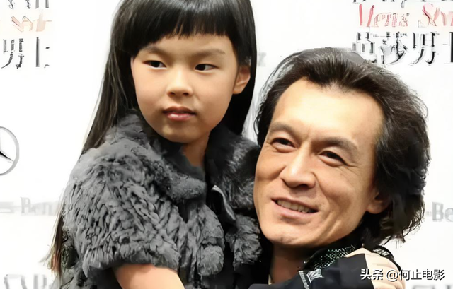 李咏生前提出3个要求，离世7年后“情敌”才出现，哈文只剩下心酸