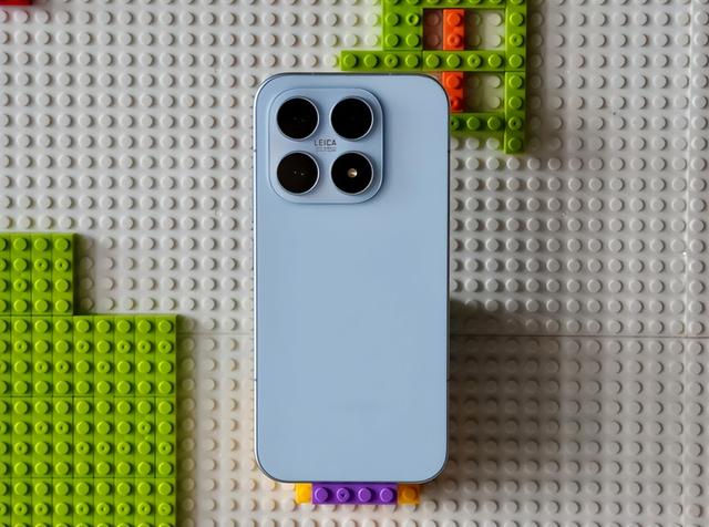 懂行人推荐小米还是荣耀？11月买手机，覆盖千元机到高端机