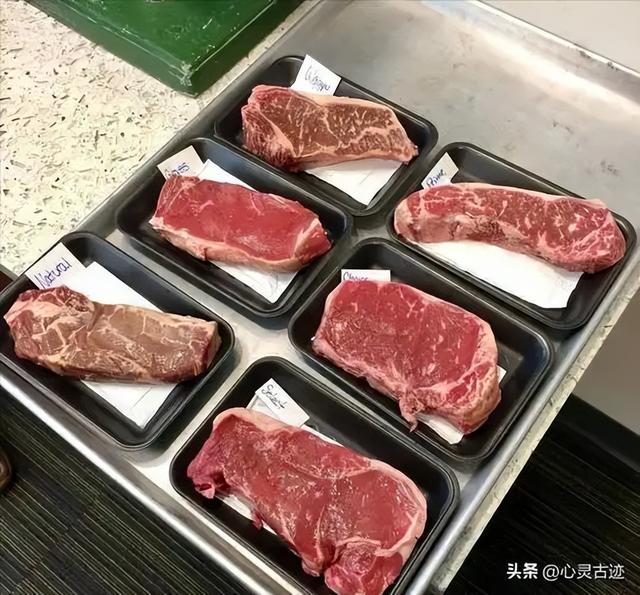 特朗普呼吁降牛肉价遭拒！美牛存栏75年来最低，突显供应链危机