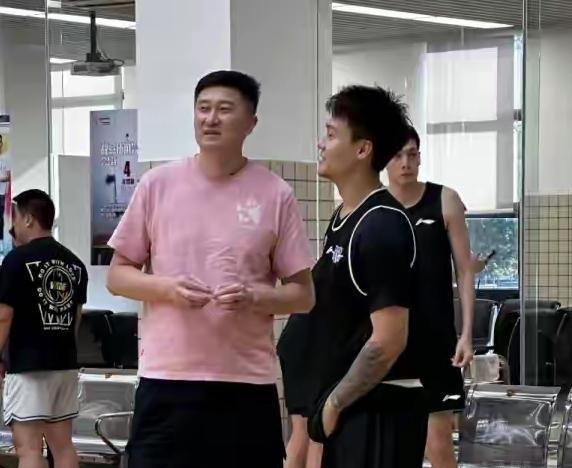 8大主力合练！广东5国手首度合体，二飞让位	，张昊成为4号位主将