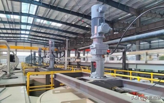 中国新能源突破世界难题！生产成本骤降30%，老百姓买车更省钱 第14张