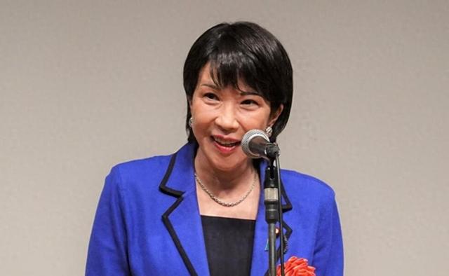 最后关头，高市被催谢罪，中国发出第一道制裁令	，辽宁舰逼近琉球