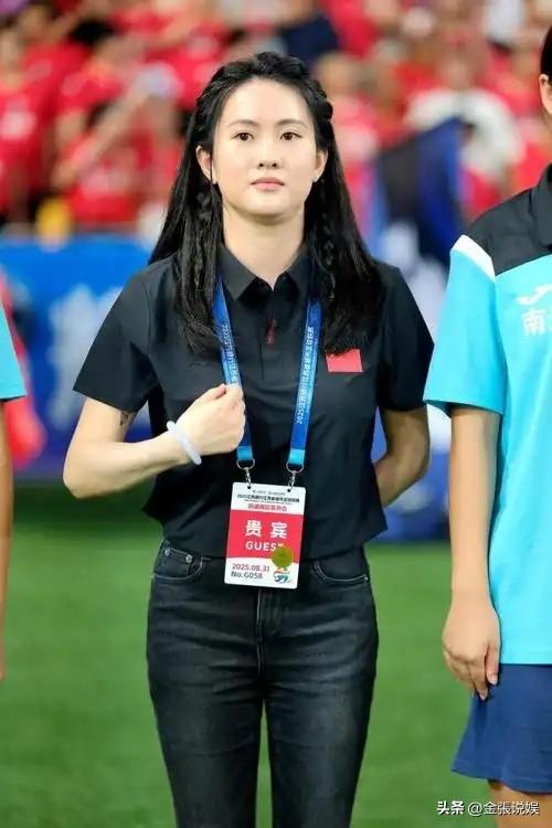 炸裂！陈若琳被曝和杨旭文已订婚！多个同框照被扒	，杨旭文秒回应