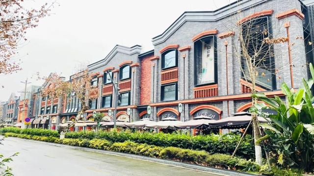 发现·公园城市 | 回家路上的露天“博物馆”