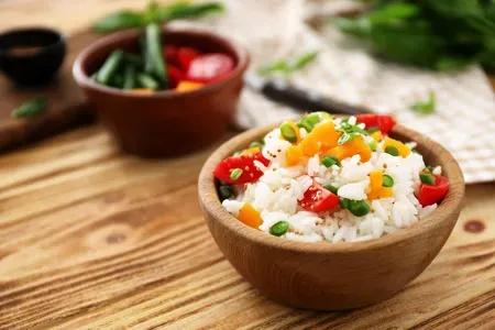 医生随口一句蒸米饭冷知识，我回家试了半个月，血糖血脂双降