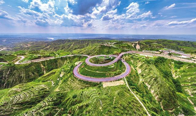 从“点上开花”到“全域结果”——三个一号旅游公路铺就文旅发展新通途