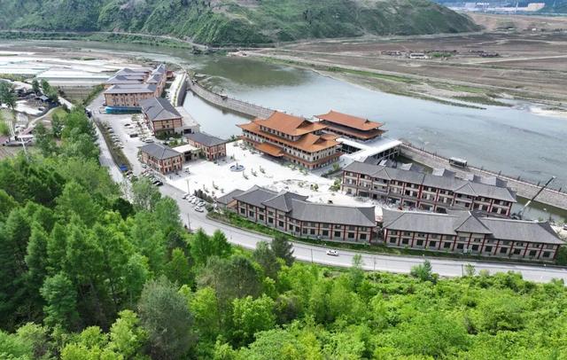 乘着高铁游白山 | 带您踏上一场“铸魂砺志”的红色研学之旅