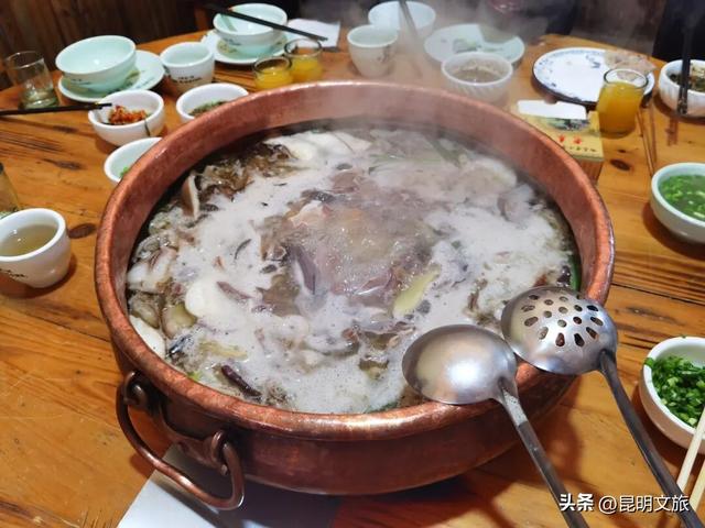 跟着赛事游昆明｜看完美景吃美食！这些天冷暖胃美食，带你解锁昆明冬日的温暖密码~