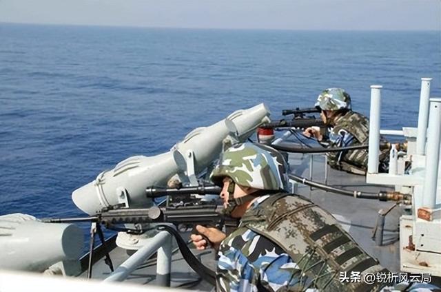 中国海军基地“遭袭”演练，防止敌人专打要害，破解精准打击阴谋