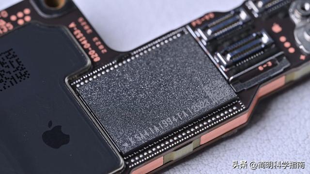 苹果公司的2000元存储升级：科技界最深的套路