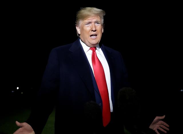 美国传出重大消息！特朗普的身体真不行了？万斯公开喊话：已经做好接班准备，距离总统只剩一步