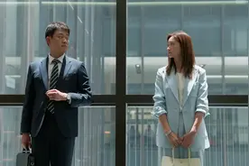 《我的后半生》:刘丽娜被骗，沈青失业，艾斯李远走异国他乡图片