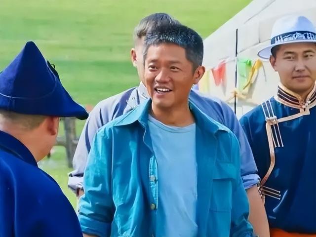 两人默契搭档23年却没成夫妻，如今一个年入千万，一个负债累累