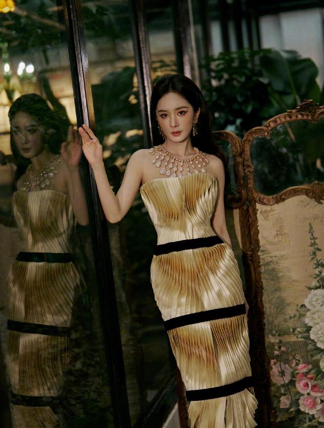 美图福利(22)，刘亦菲、林志玲、杨幂、刘涛、杨雨潼写真套图