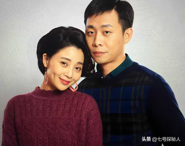 带着儿子倒贴嫁给张译，如今19年过去，才知道她嫁得有多值