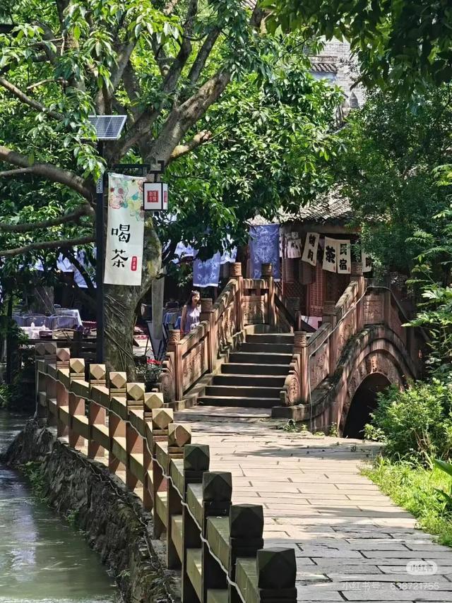 当天来回！新挖成都1H冷门徒步线，古道遛娃秘境吸氧！7元炫爽地道美食！