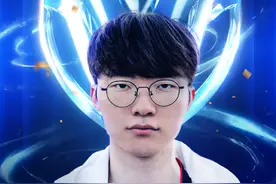 2024英雄联盟全球总决赛落幕，T1战队夺冠拿下队史第五座奖杯，BLG战队赛后发文：来年以更无畏的姿态归来图片