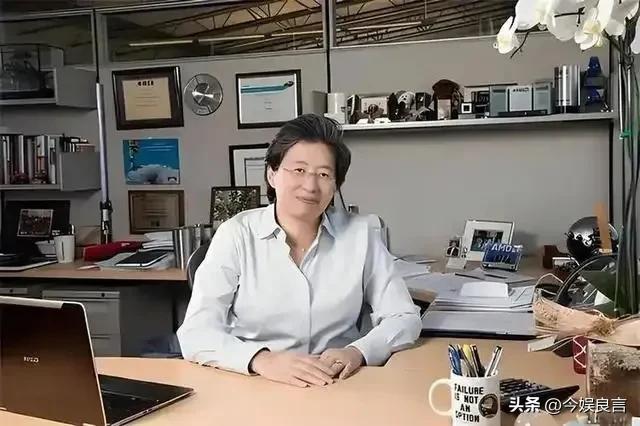 顶着骂名给中国送技术，年薪超4亿的她，为何敢和美国对着干