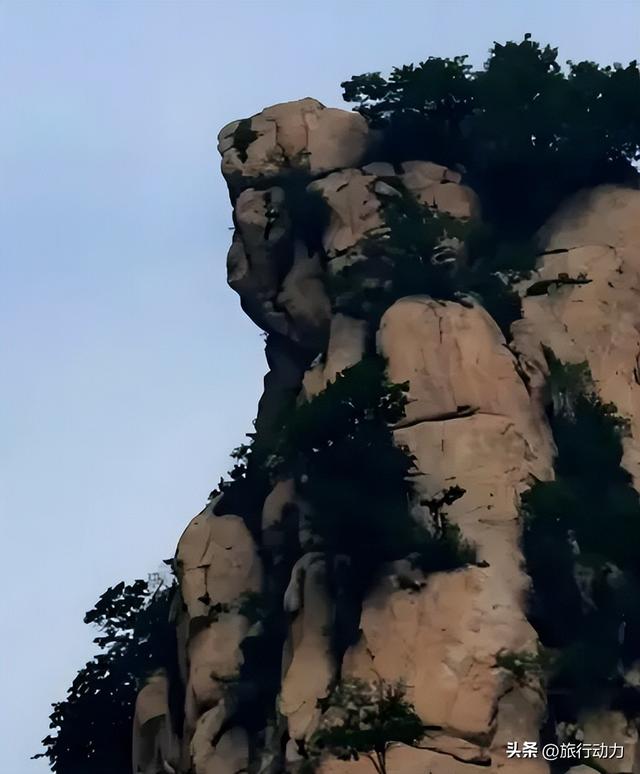 洛阳也有花果山，海拔1831.8米，西游文化色彩浓郁