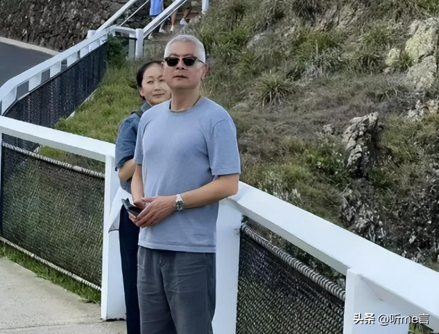 影帝影后“抱团”养老，暧昧23年不婚，谁也没捅破最后一层窗户纸