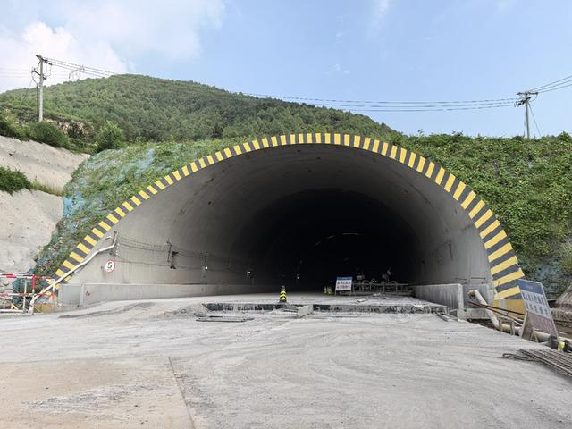 一桥、一隧实现直接连通，承平高速建设再迎重大节点