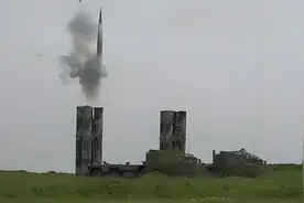 歼-10立功，枭龙当仁不让，打击群体目标最擅长图片