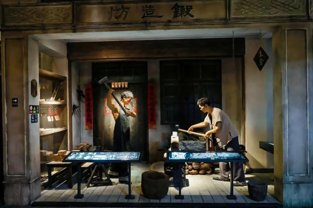 清凉一夏海南度假 | 坐“萝卜快跑”悠悠逛海口~