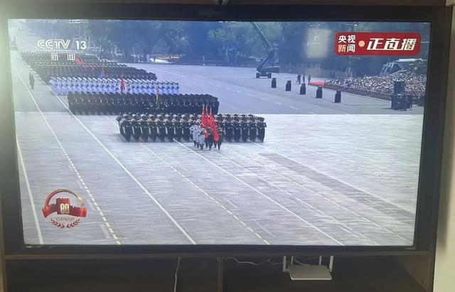 看完九三大阅兵，俺承认俺就是军盲