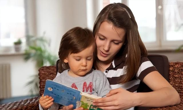 千万别打 2 岁前和 6 岁后的孩子，再生气也不要打，告诉你为什么