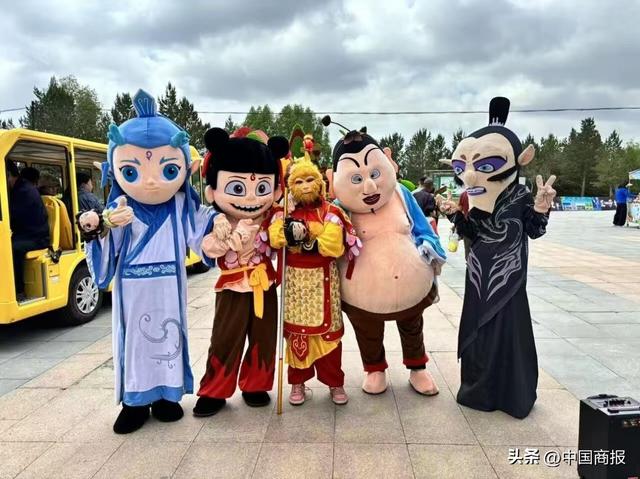 震撼全城！鄂尔多斯植物园中秋国庆巨献：非遗灯会×电音狂欢×国潮演艺×威海海鲜，一键解锁超嗨假期！