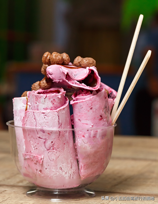 新疆深度文化探索：风土人情、秘境寻味与小众艺术之旅