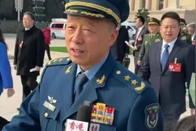 解放军亮两张王牌，中国让美国做出选择，印度逼中企签不平等条约图片