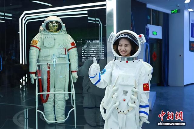 航天IP文创孵化擦亮酒泉“古今飞天”名片