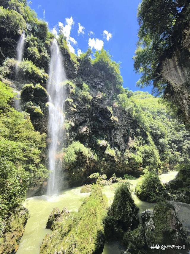 多彩贵州自驾游之黔西南州兴义篇：万峰林与马岭河峡谷的山水交响