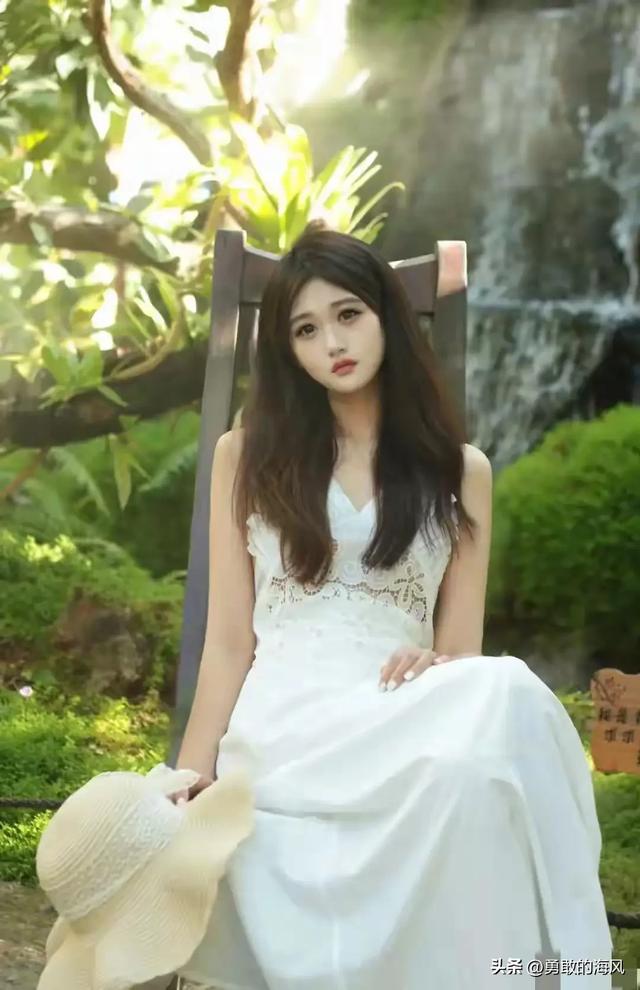 甘肃兰州一佳人仙姿玉色，堪称上帝吻过的容颜，美得让人移不开眼