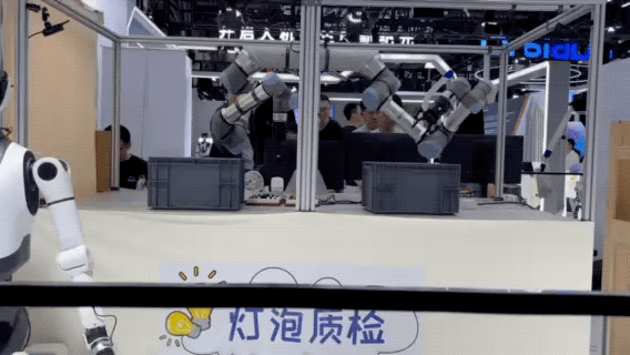 为什么是北京？17天内两刷全球开源大模型榜首……