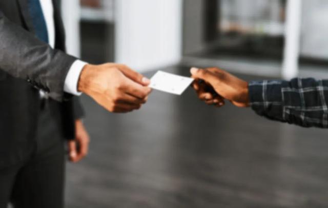 国安部出手又一内鬼被抓！大量军事机密被泄露，作案人身份不简单