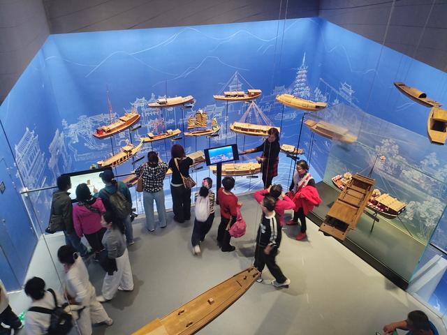 2025秋游：中国大运河博物馆 . 夜游扬州