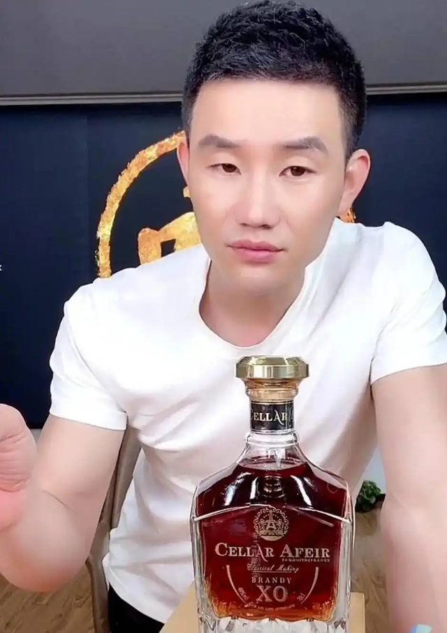 九月没过完，传来3位名人被抓	，央媒发文怒批，没有一个值得同情