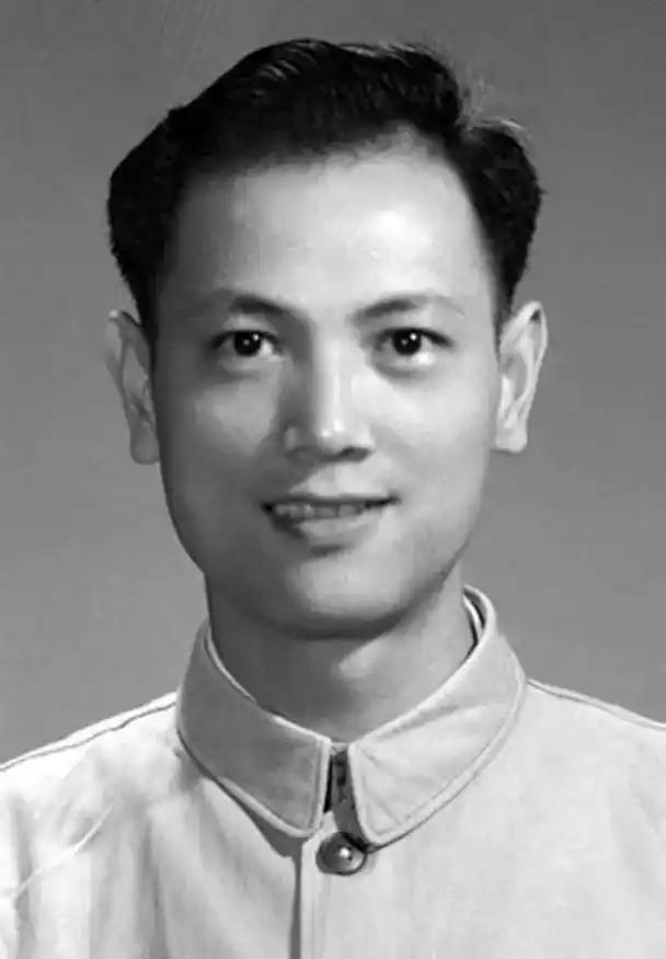 消失45年的彭加木：一场精心策划的逃亡？隐藏在罗布泊的离奇秘密