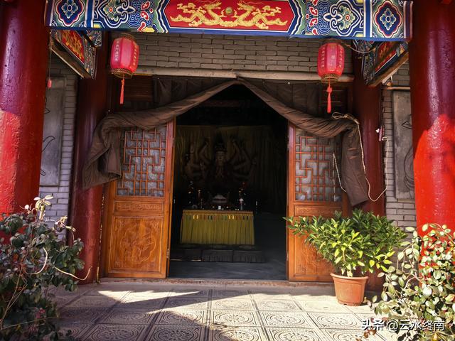 “胭粉台、补天台，娘娘婆的一只鞋”，蓝田这个村喝茶晒暖暖真好