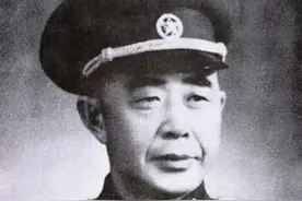 开国上将中，3人是国军起义将领，为何建国后只有陈明仁没入党？图片