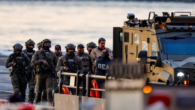 不到24小时	，美军不宣而战！近百炸弹被投下，626次空袭惹恼全球