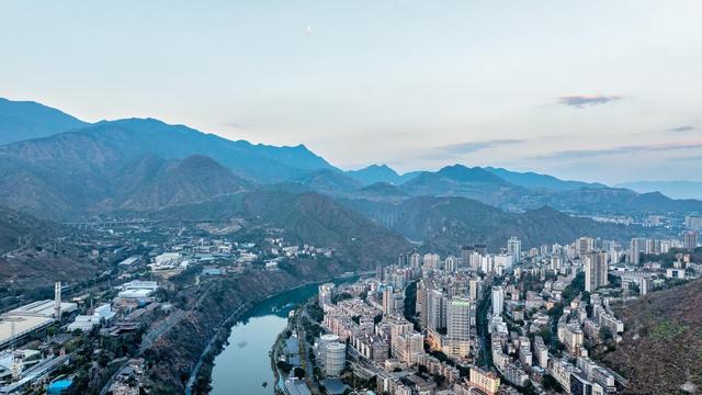 四川“宜居”的城市，不是成都、绵阳，这座城市才最吃香