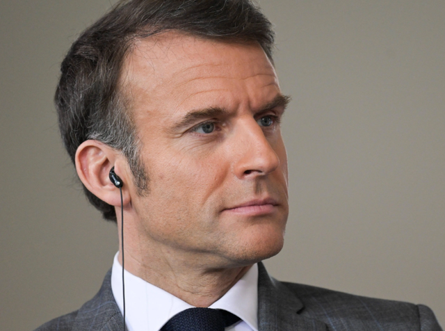 中方没留情面，把变色龙马克龙当靶子，给了欧盟一个血淋淋的教训