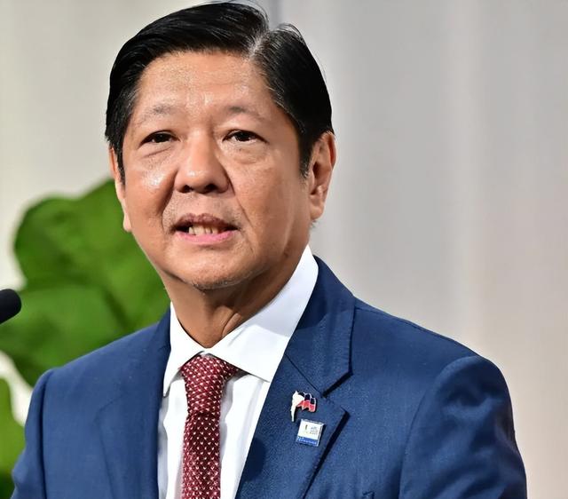 马科斯根本无法控制，菲民众冲上街头向政府示威，中国大使馆第一时间发出提醒，黄溪连大使道别
